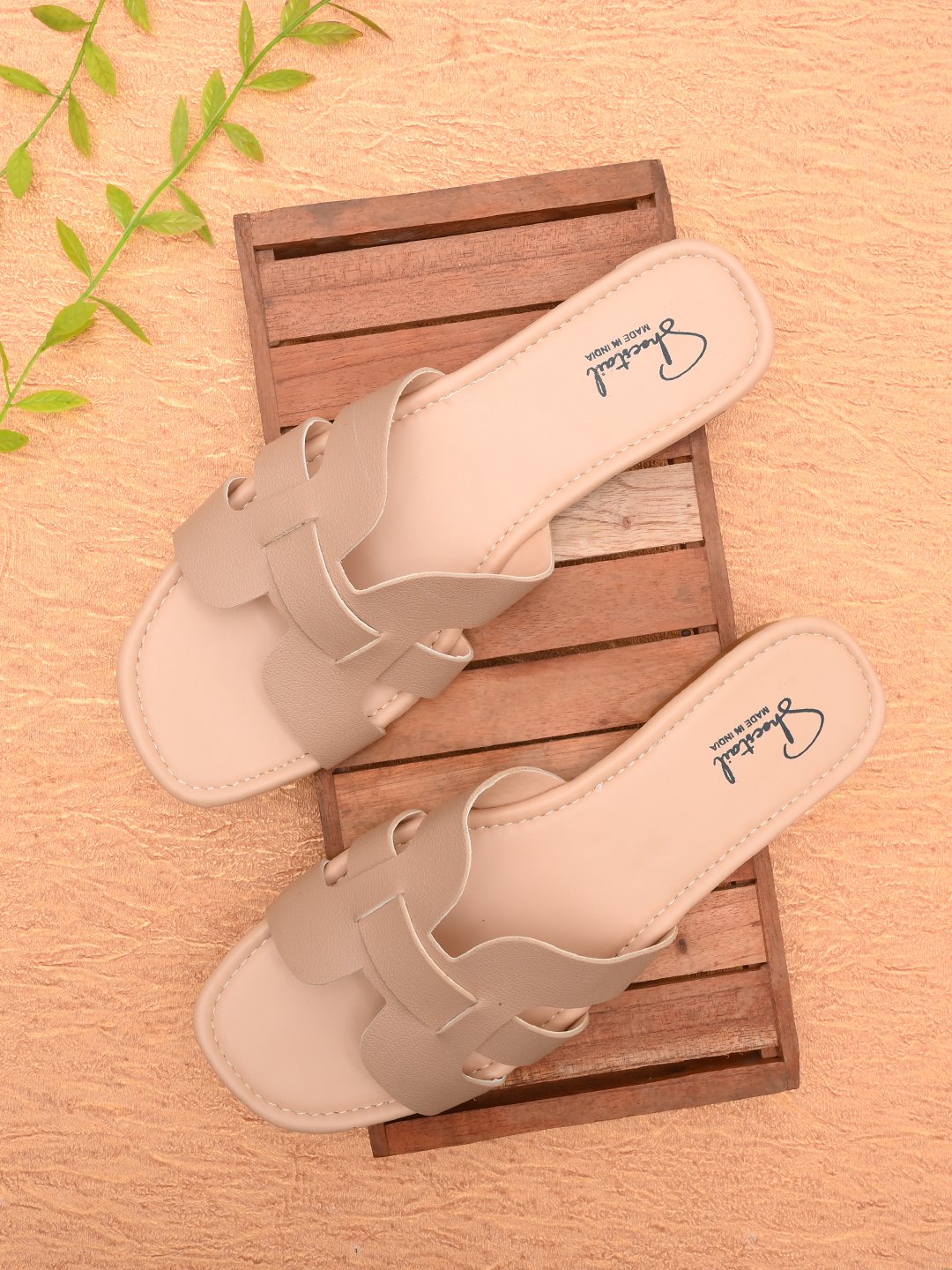 Shoestail Women’s Interwoven Strap Flat Sandals